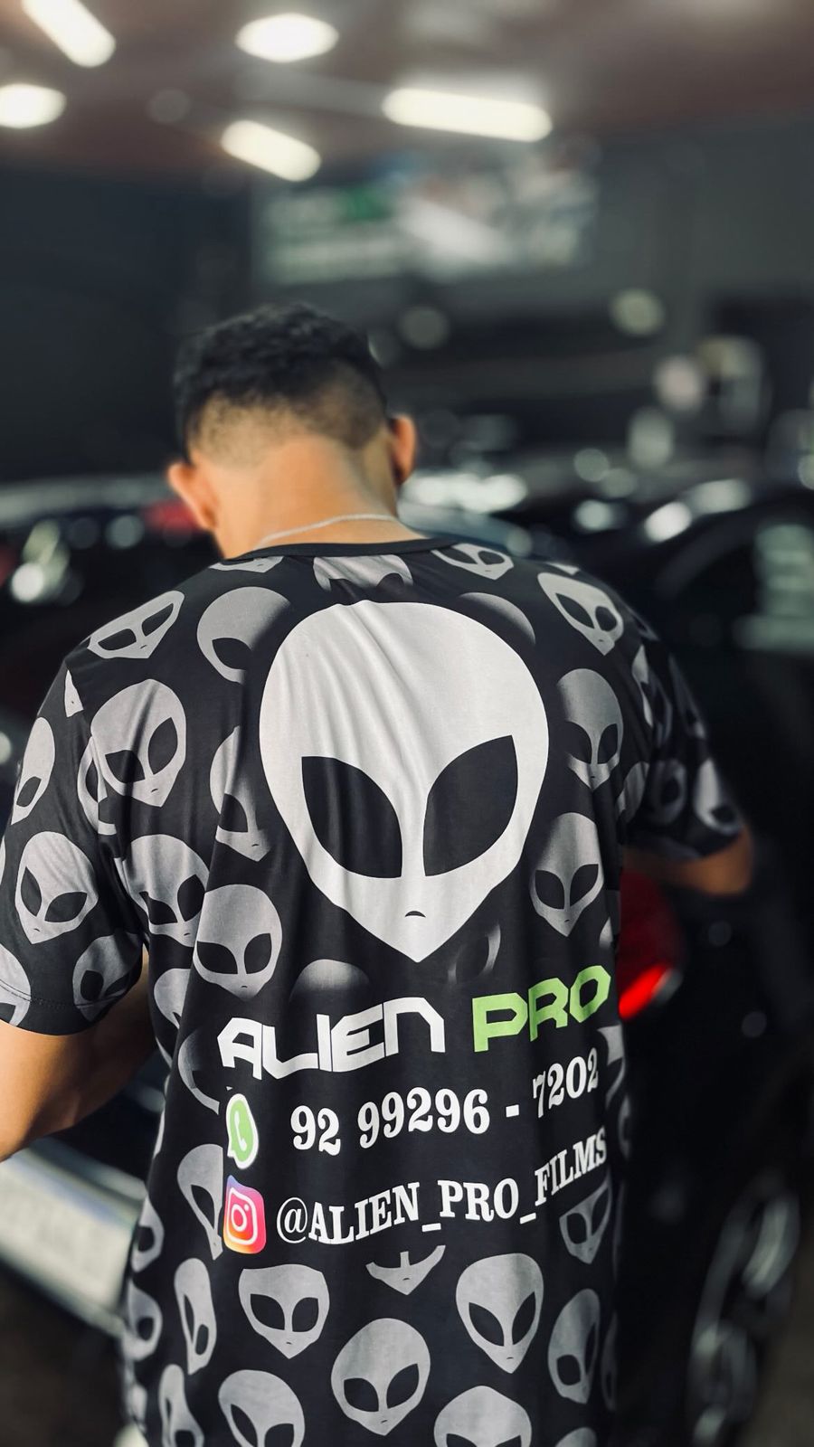 Profissional da Alien Pro trabalhando